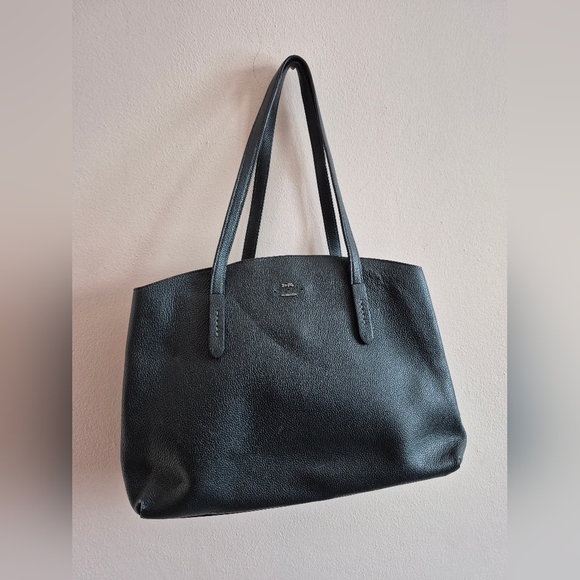 Coach Charlie Carryall *Missing Full Coach Logo - Picture 2 of 16